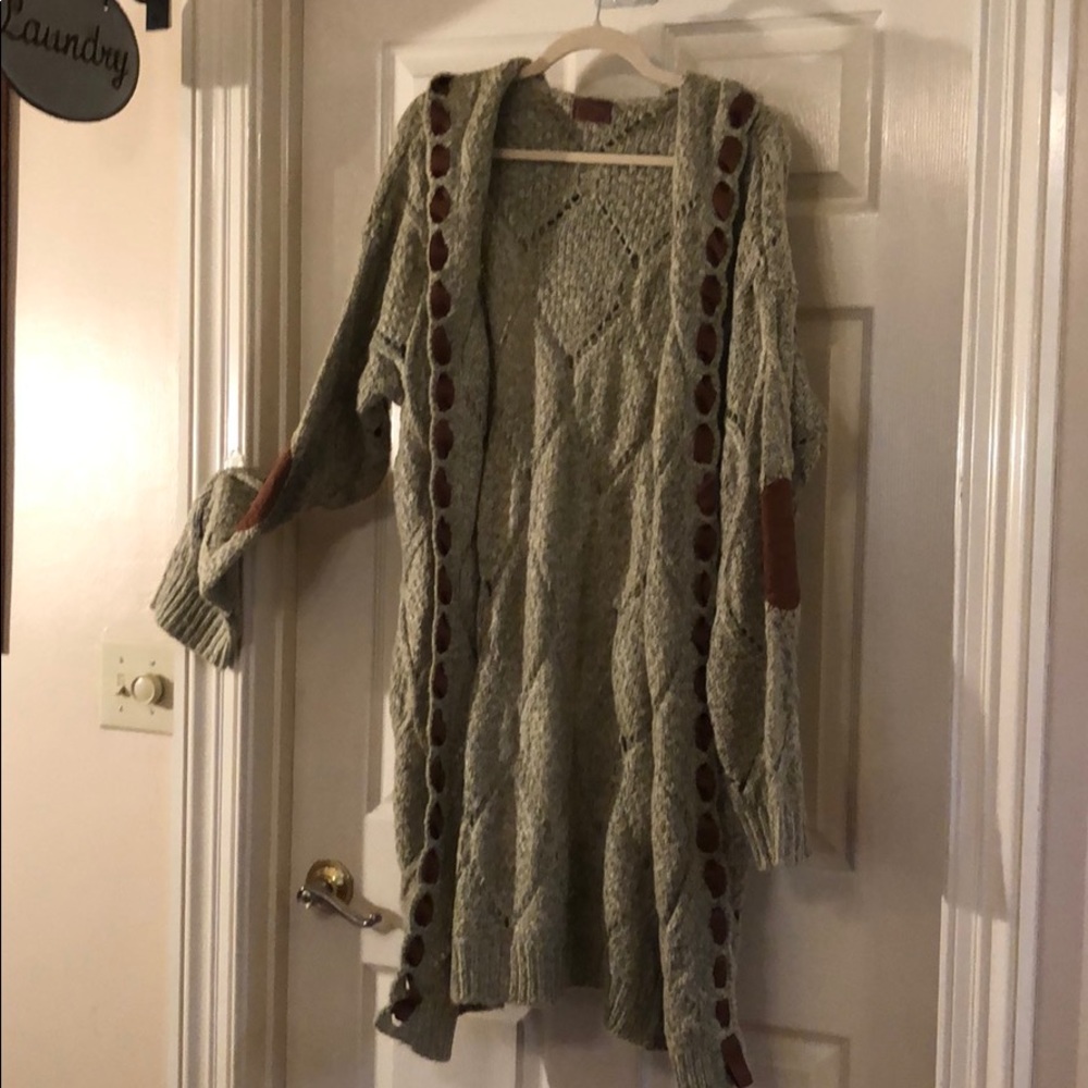 POL sweater